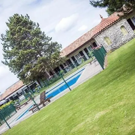 Hotel Logis & Restaurant - Lensotel 3*