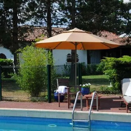 Logis & Restaurant - Lensotel ホテル 3*